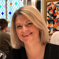 Louisa_headshot_small